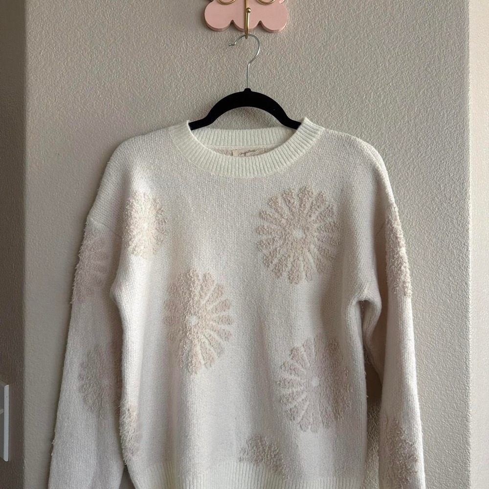 Cream sweater with white embroidered floral motifs Size Small